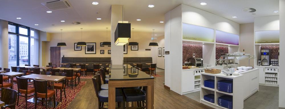 Hampton By Hilton City Center 3*